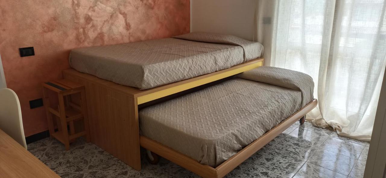 Guest House Nora Ortona Bagian luar foto