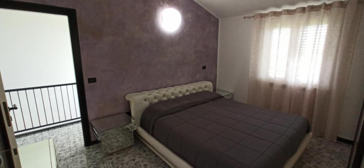 Guest House Nora Ortona Bagian luar foto